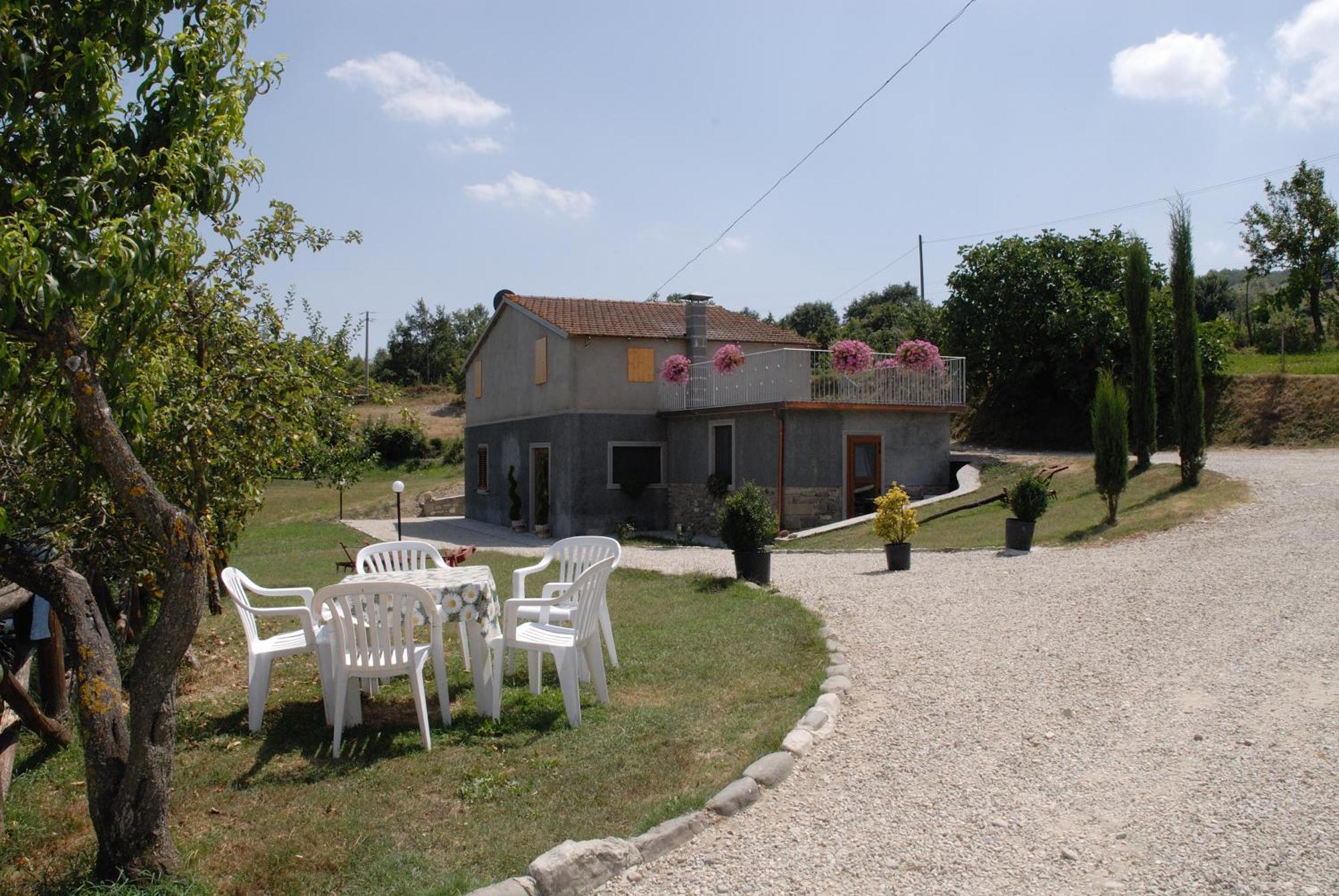 Agriturismo La Casina Villa Caprese Michelangelo Esterno foto