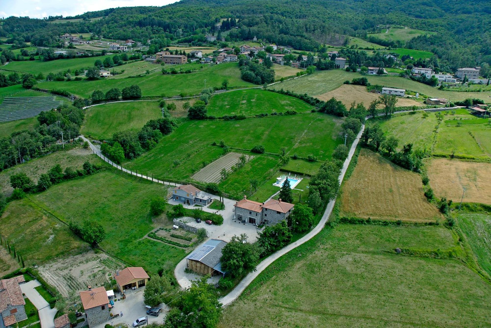 Agriturismo La Casina Villa Caprese Michelangelo Esterno foto